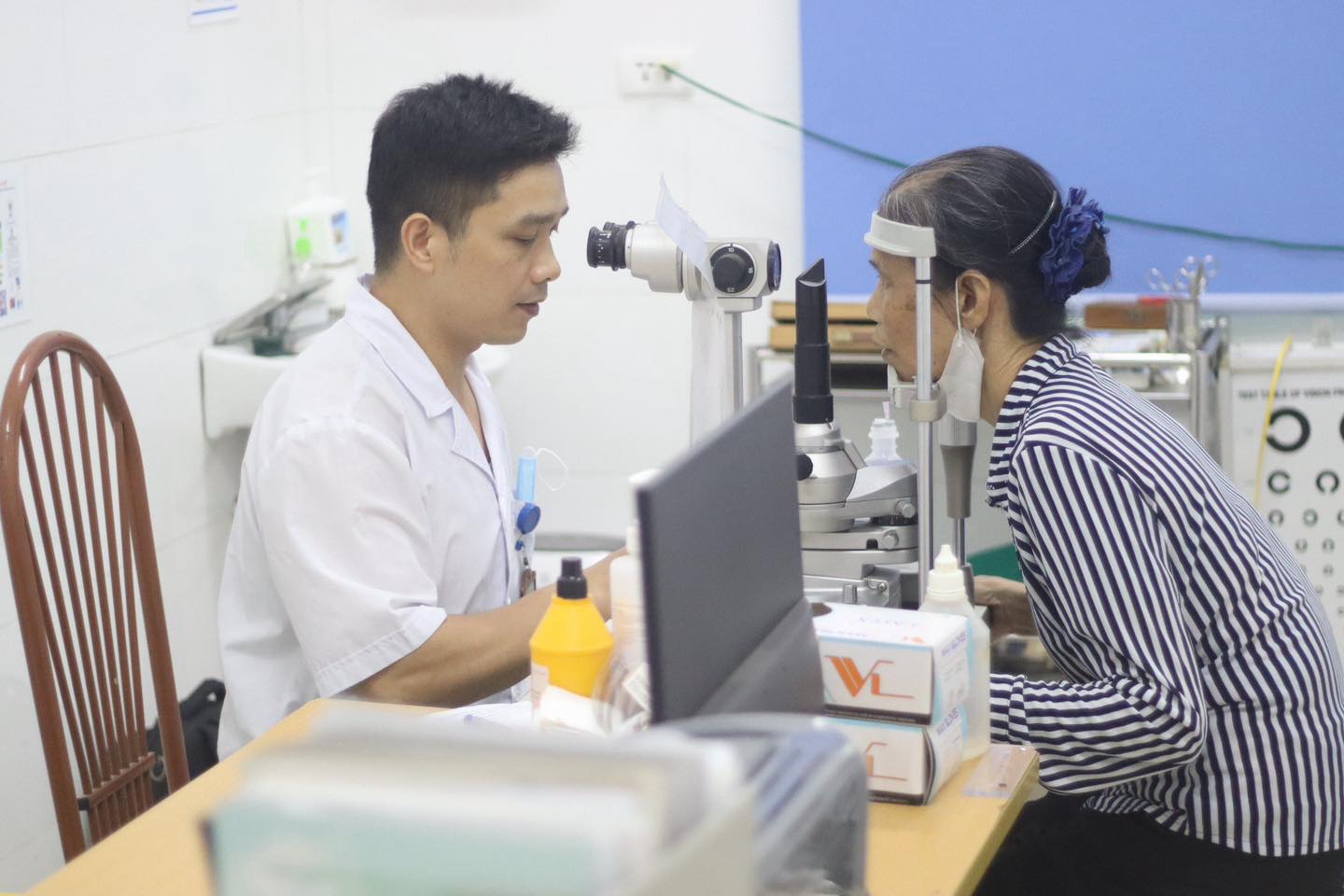Chăm sóc sức khỏe cho người cao tuổi