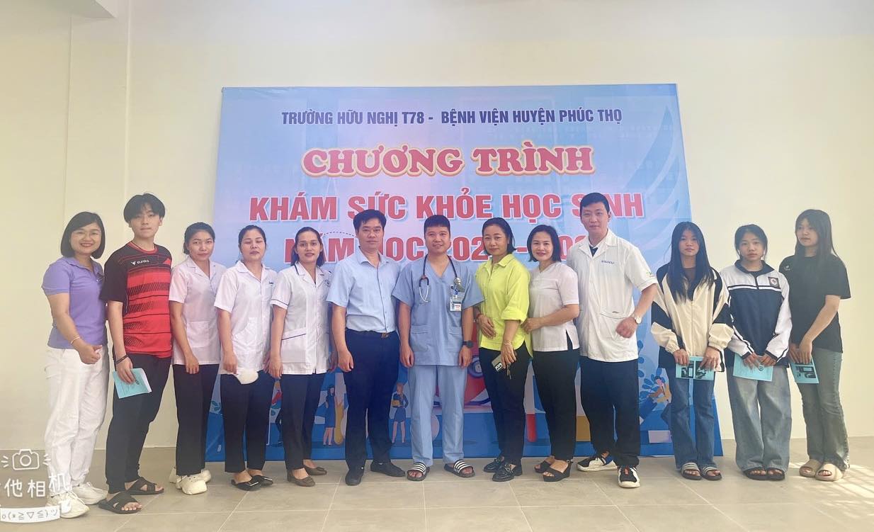 KHÁM SỨC KHOẺ ĐỊNH KỲ CHO HỌC SINH TRƯỜNG HỮU NGHỊ T78